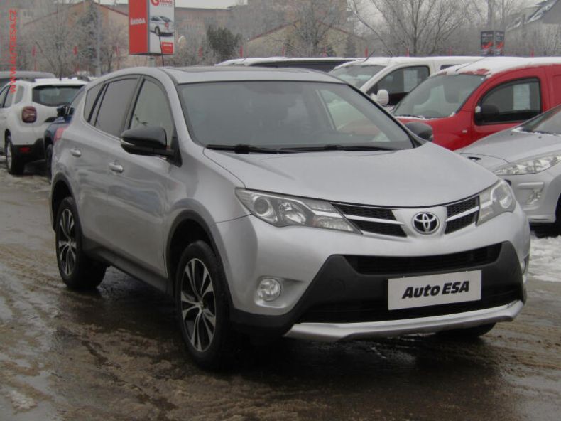Toyota RAV 4 - hlavní fotka inzerátu