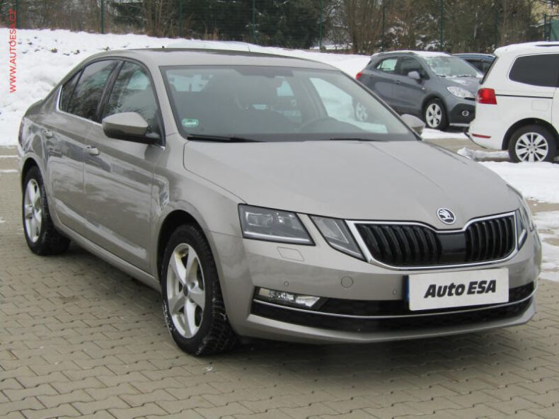 Škoda Octavia - hlavní foto