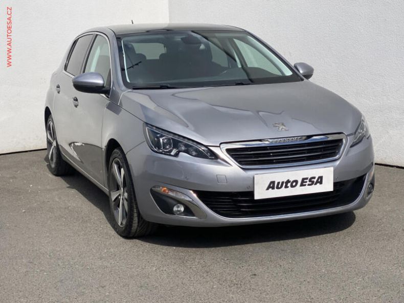 Peugeot 308 - hlavní foto
