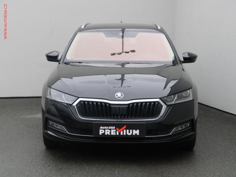 Škoda Octavia - hlavní fotka