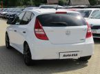 Hyundai i30 - fotka číslo 5