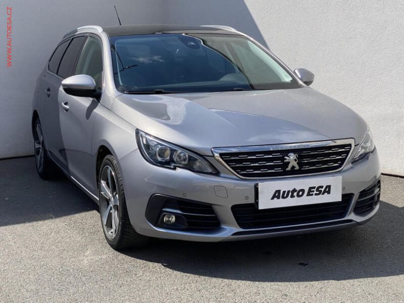 Peugeot 308 - hlavní foto