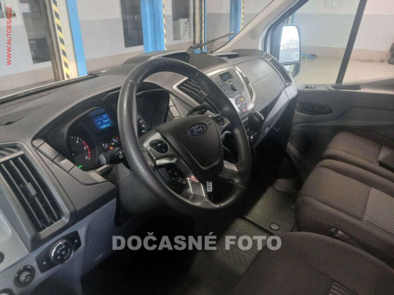 Ford Transit - hlavní fotka