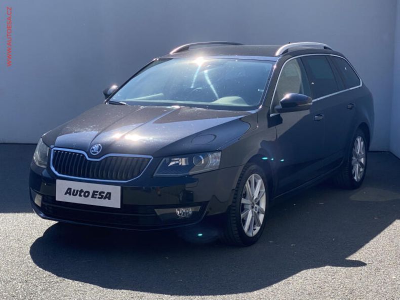 Škoda Octavia - hlavní fotka