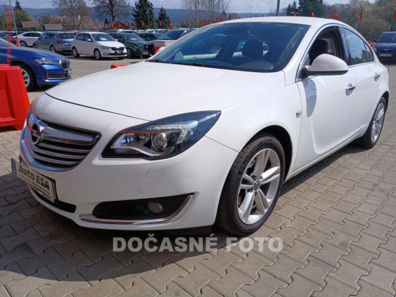 Opel Insignia - hlavní fotka inzerátu