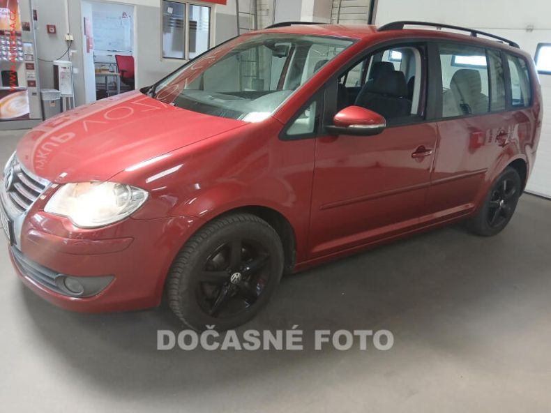 Volkswagen Touran - hlavní fotka inzerátu