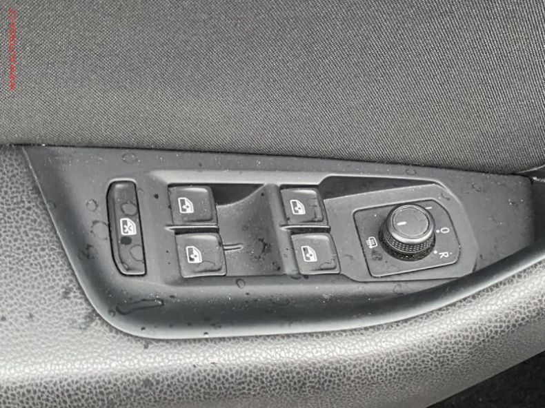 Volkswagen Passat - hlavní fotka