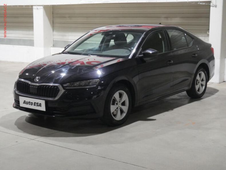Škoda Octavia - hlavní fotka