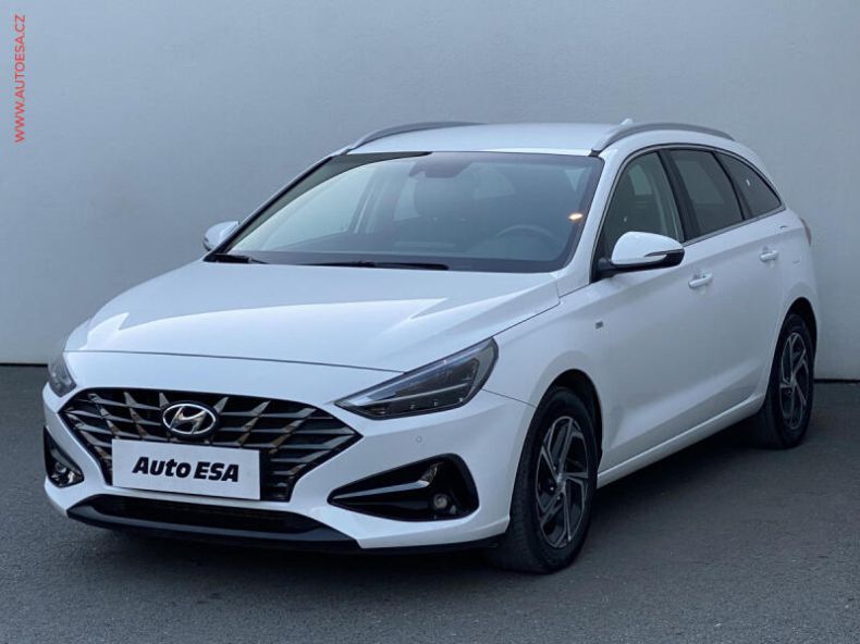 Hyundai i30 - hlavní fotka