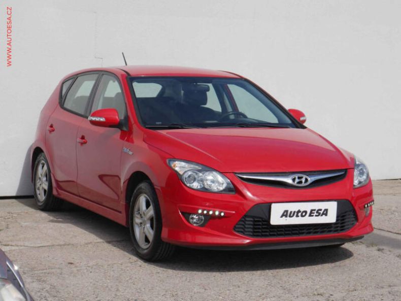 Hyundai i30 - hlavní fotka inzerátu