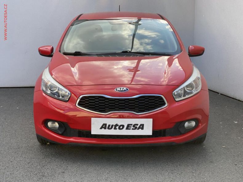 Kia Cee'd - hlavní fotka