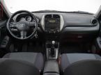 Toyota RAV 4 - fotka číslo 8