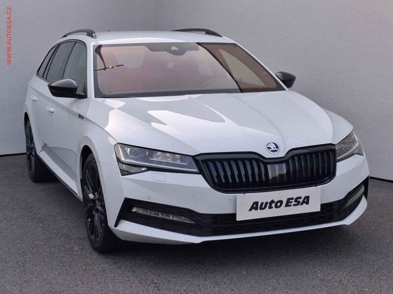Škoda Superb - hlavní foto
