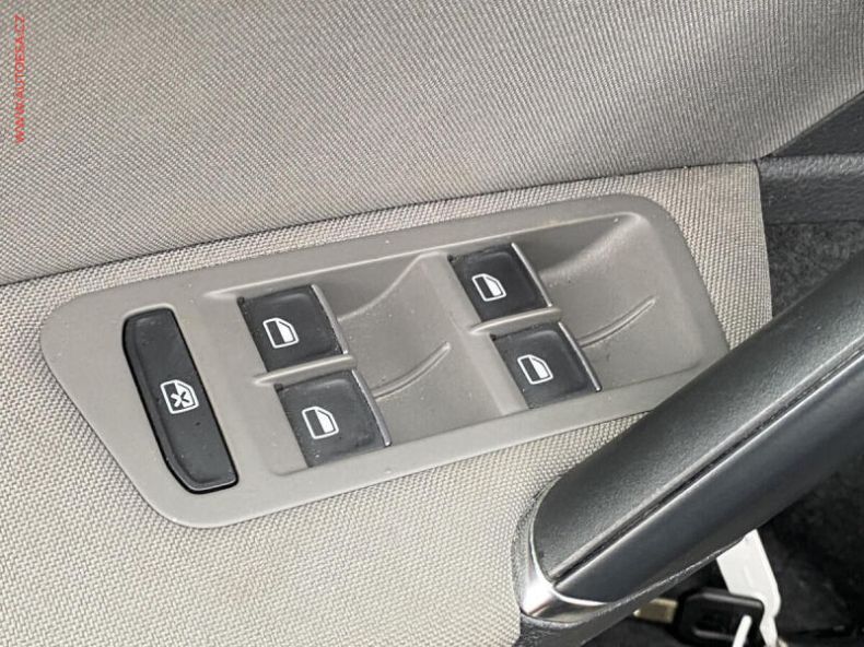 Volkswagen Golf - hlavní fotka