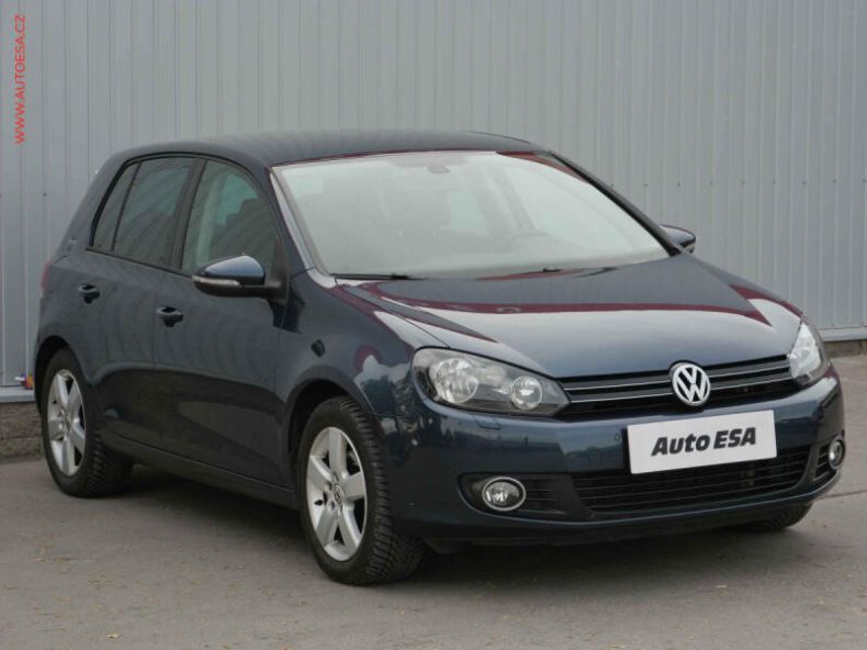 Volkswagen Golf - hlavní foto