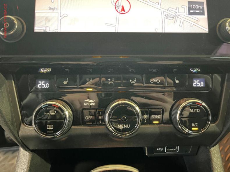 Škoda Octavia - hlavní fotka