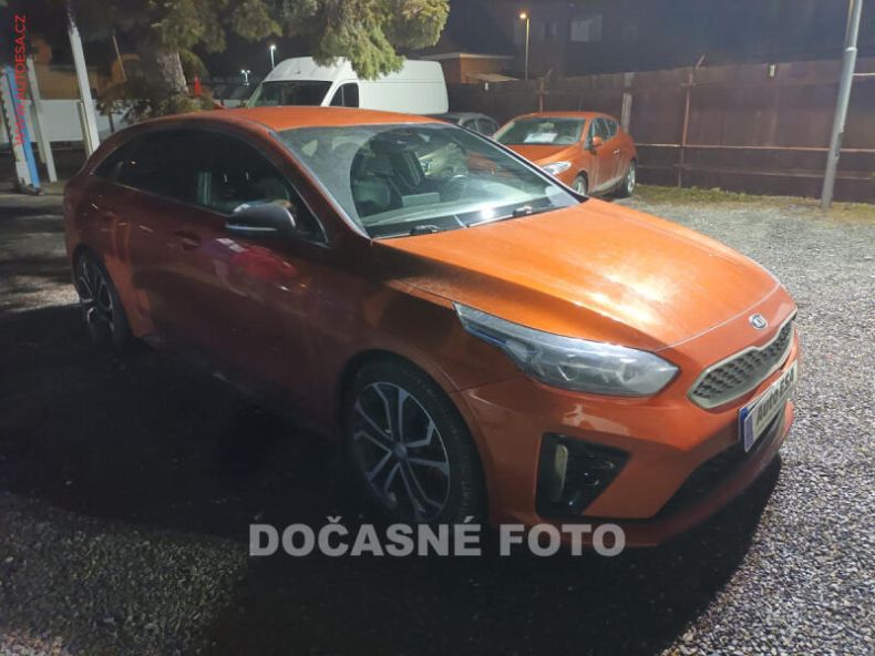 Kia Cee'd - hlavní foto