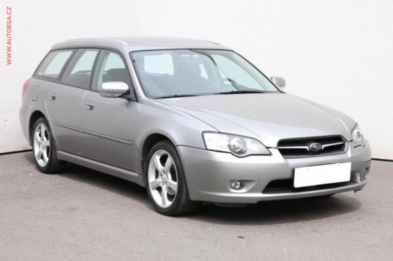Subaru Legacy - hlavní fotka