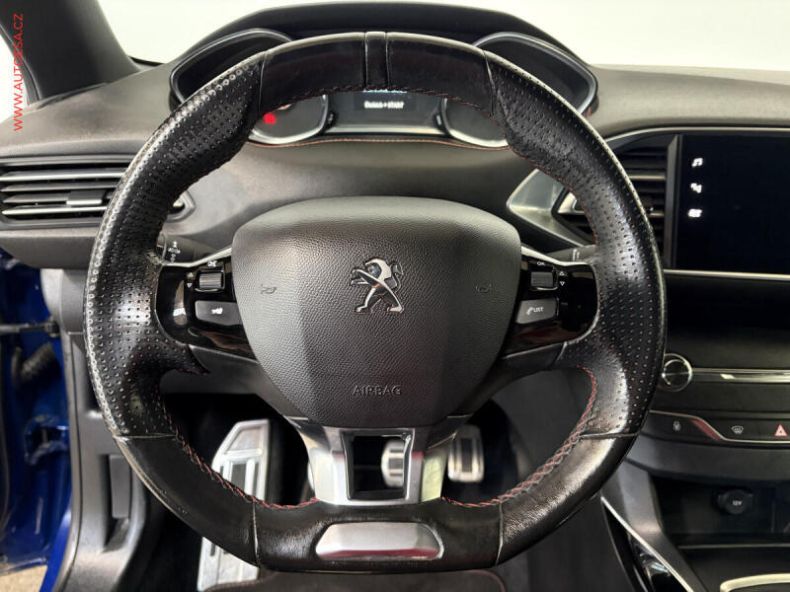Peugeot 308 - hlavní fotka