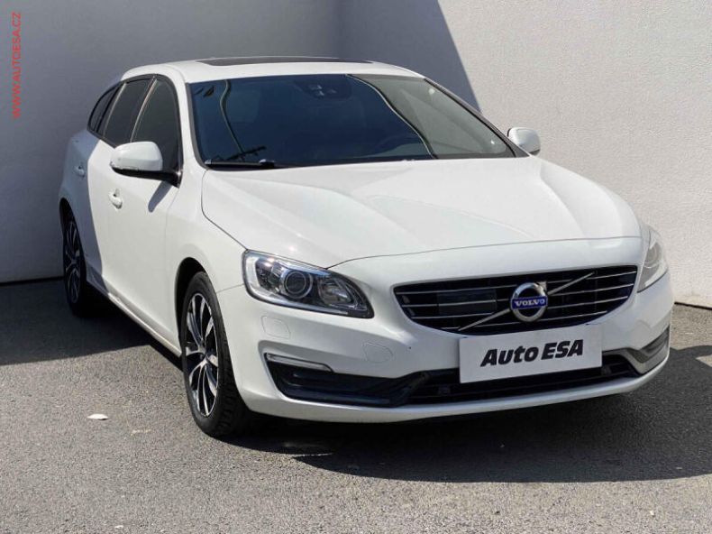 Volvo V60 - hlavní fotka inzerátu