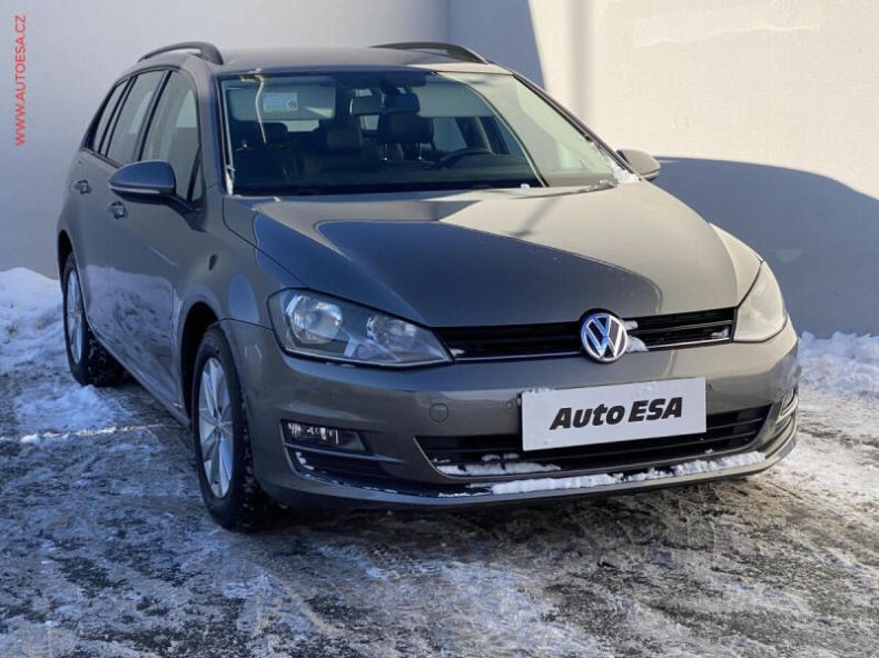 Volkswagen Golf - hlavní foto