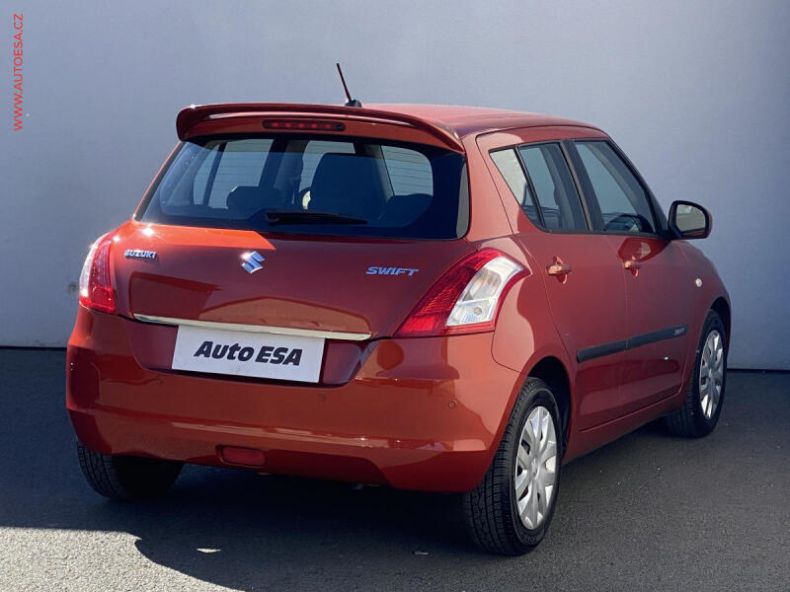 Suzuki Swift - hlavní fotka