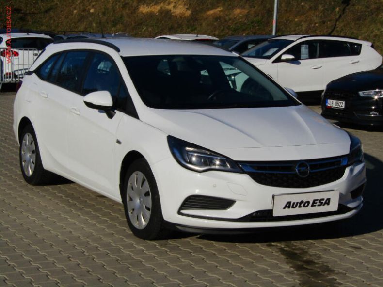 Opel Astra - hlavní fotka inzerátu