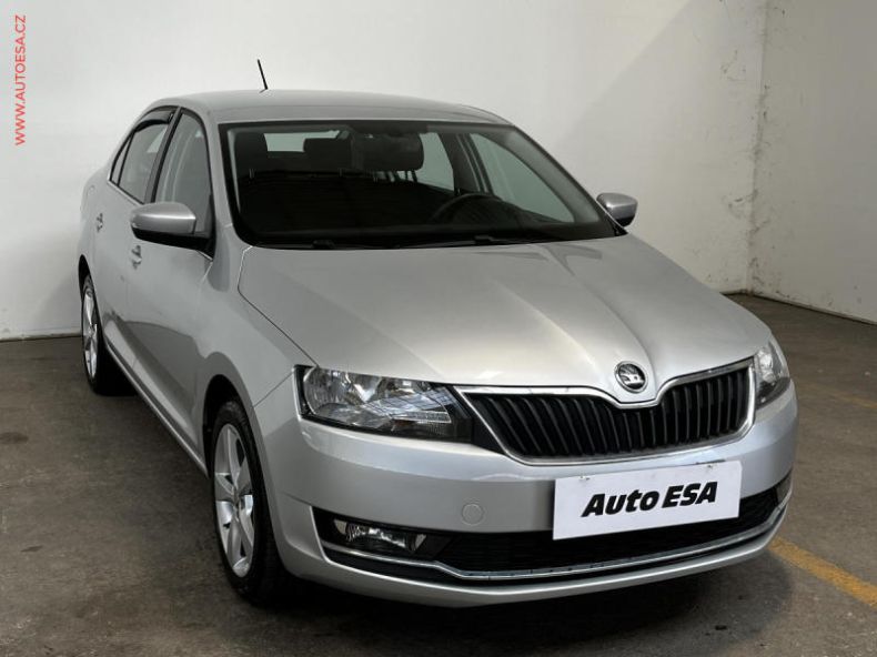 Škoda Rapid - hlavní foto