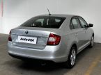 Škoda Rapid - fotka číslo 3