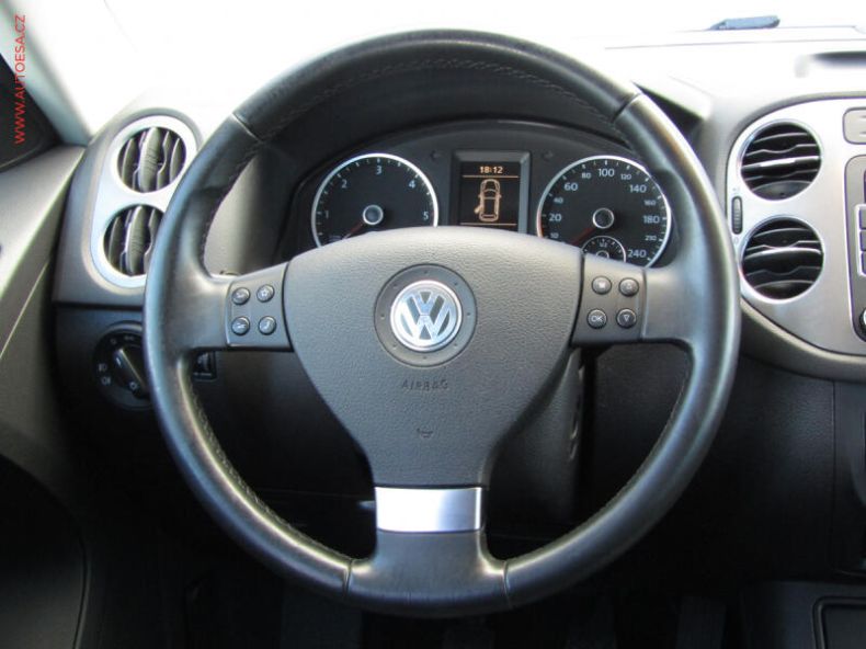 Volkswagen Tiguan - hlavní fotka