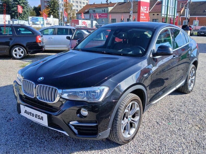 BMW X4 - hlavní fotka