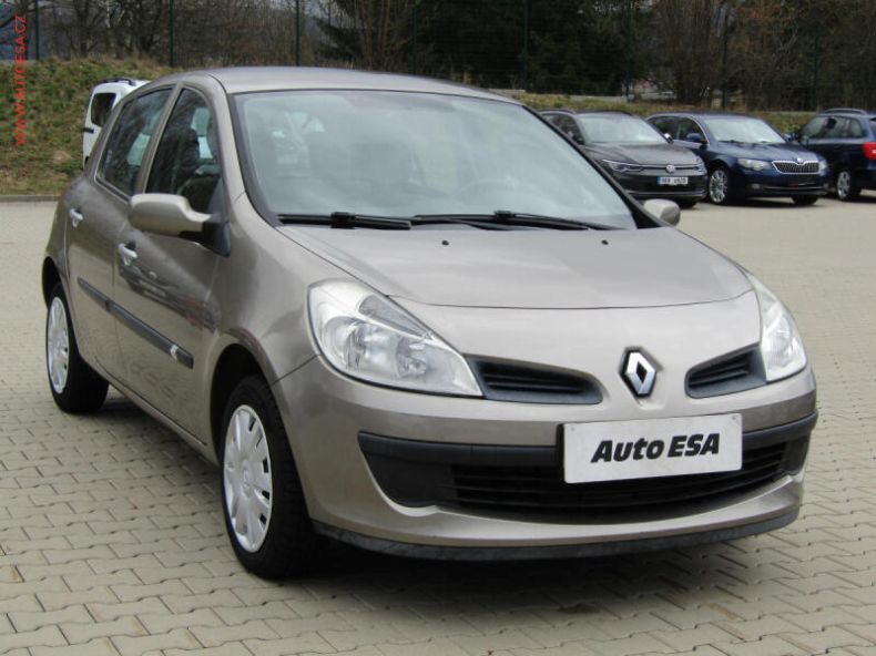 Renault Clio - hlavní foto