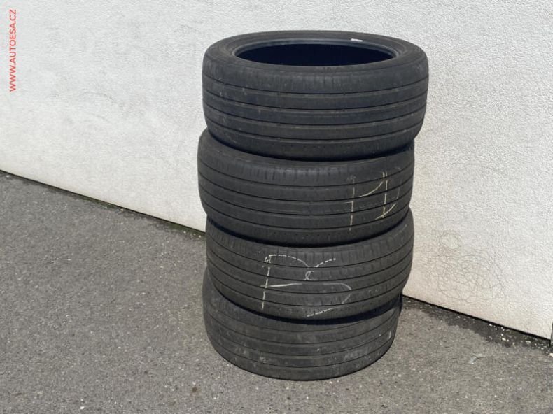 Ford Mondeo - hlavní fotka