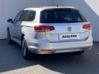Volkswagen Passat - fotka číslo 5
