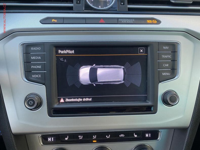 Volkswagen Passat - hlavní fotka