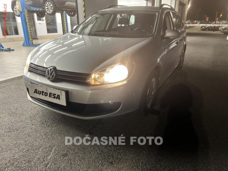 Volkswagen Golf - hlavní foto