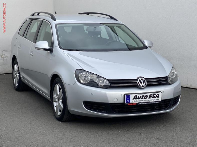 Volkswagen Golf - hlavní foto