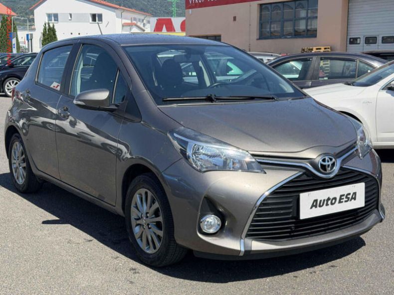 Toyota Yaris - hlavní fotka inzerátu