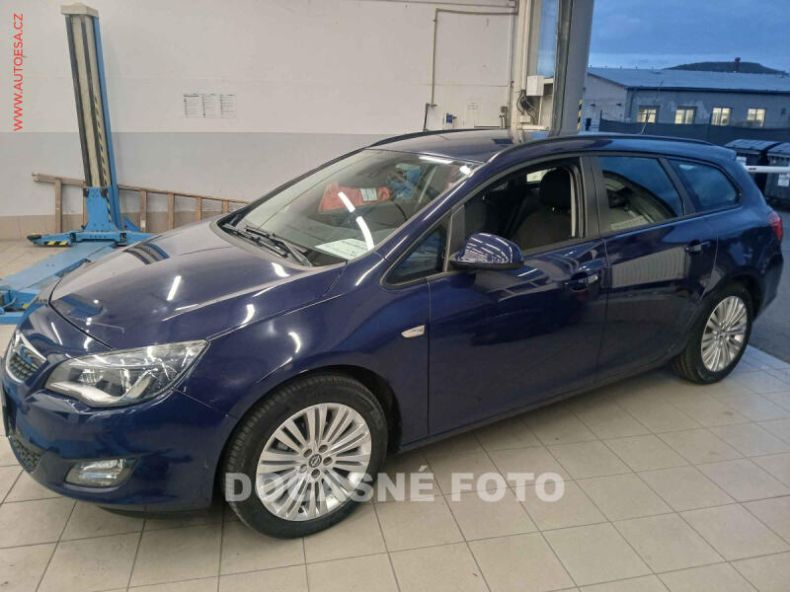 Opel Astra - hlavní fotka inzerátu