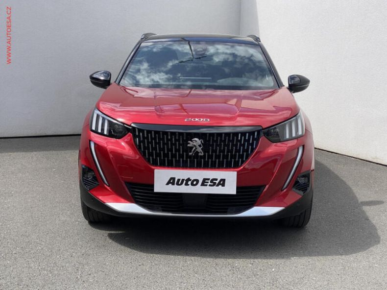 Peugeot 2008 - hlavní fotka