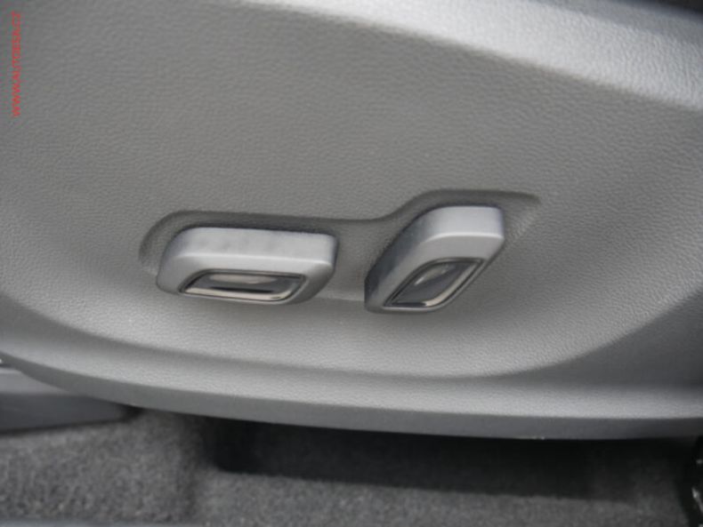 MG ZS - hlavní fotka