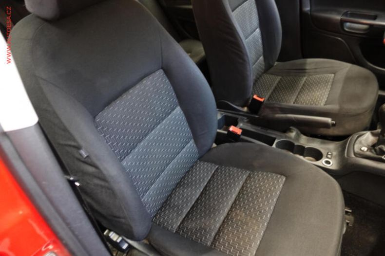 Škoda Octavia - hlavní fotka