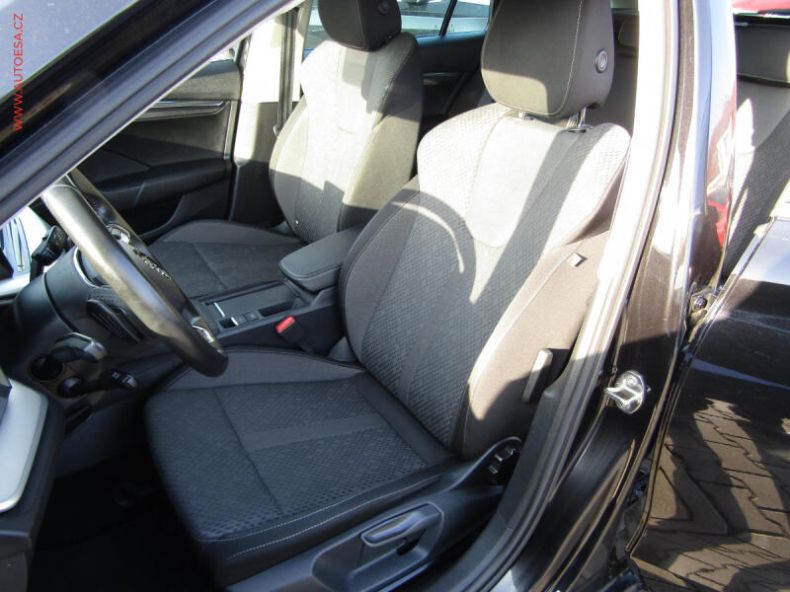 Škoda Octavia - hlavní fotka