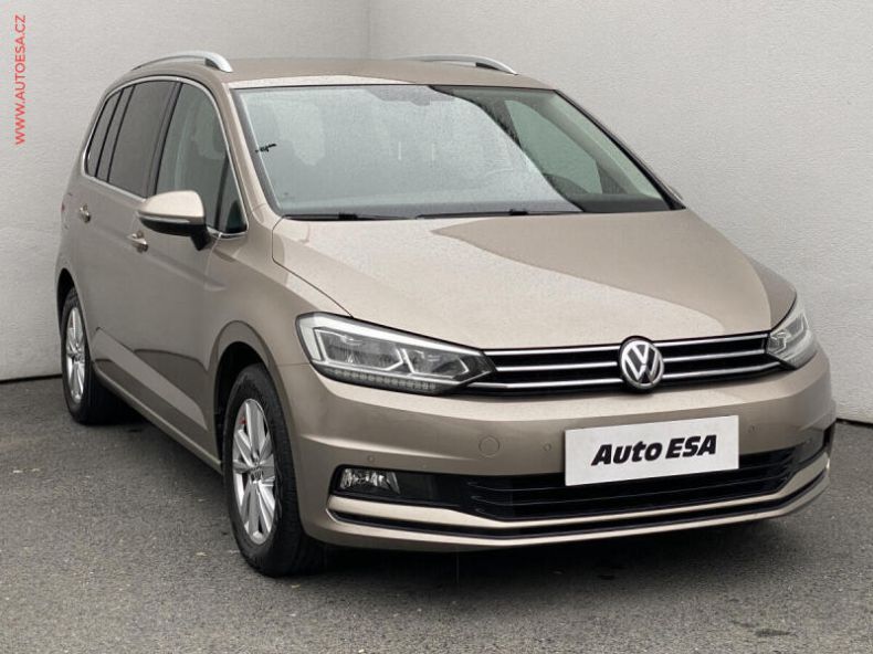 Volkswagen Touran - hlavní foto
