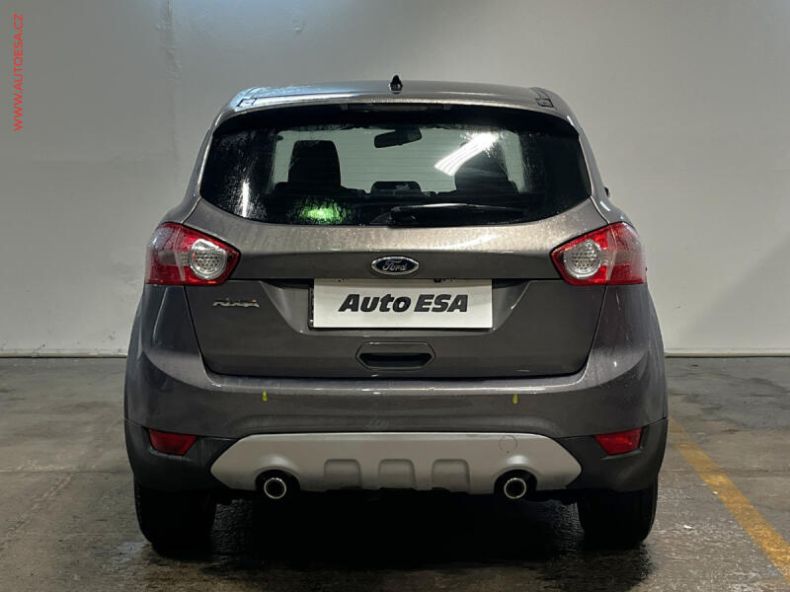 Ford Kuga - hlavní fotka