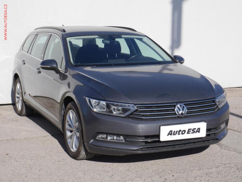 Volkswagen Passat - hlavní fotka inzerátu