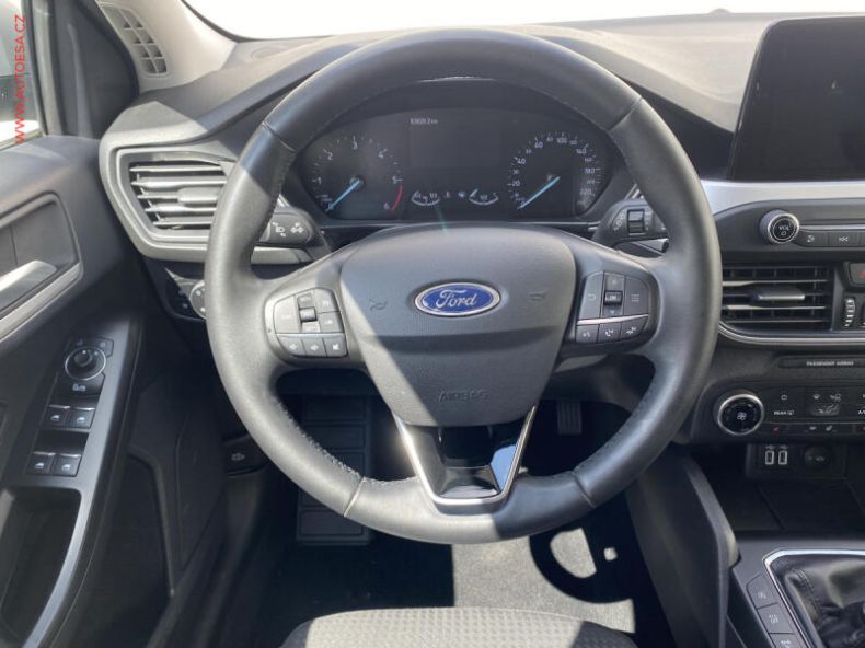 Ford Focus - hlavní fotka