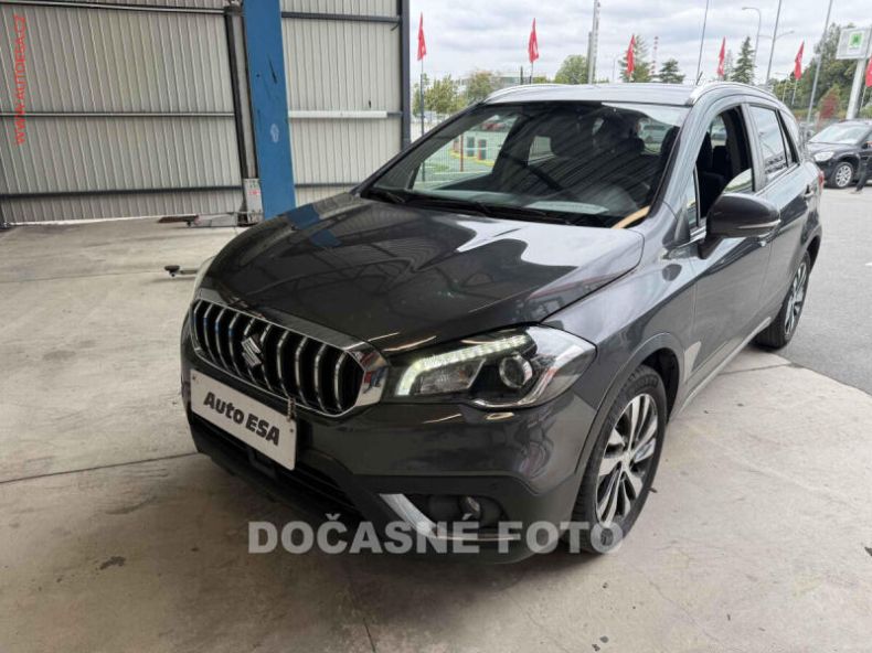 Suzuki SX4 - hlavní foto