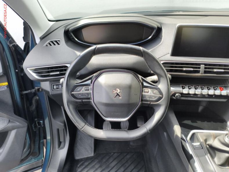 Peugeot 5008 - hlavní fotka