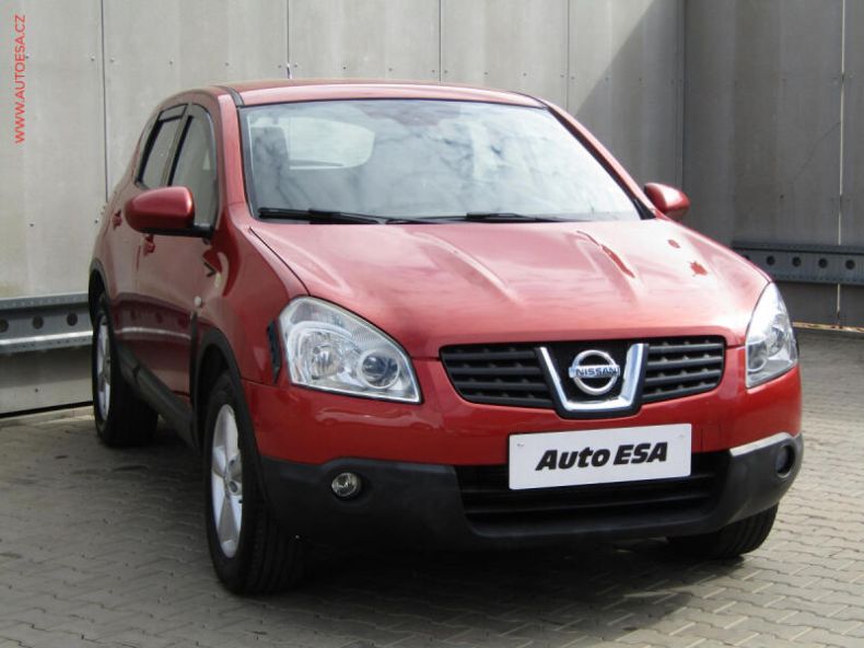 Nissan Qashqai - hlavní fotka inzerátu